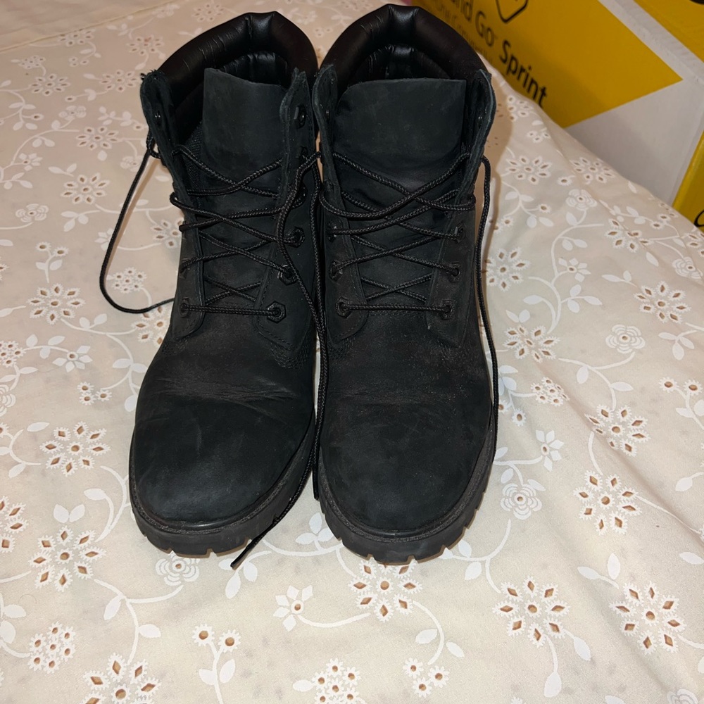 black timberland boots